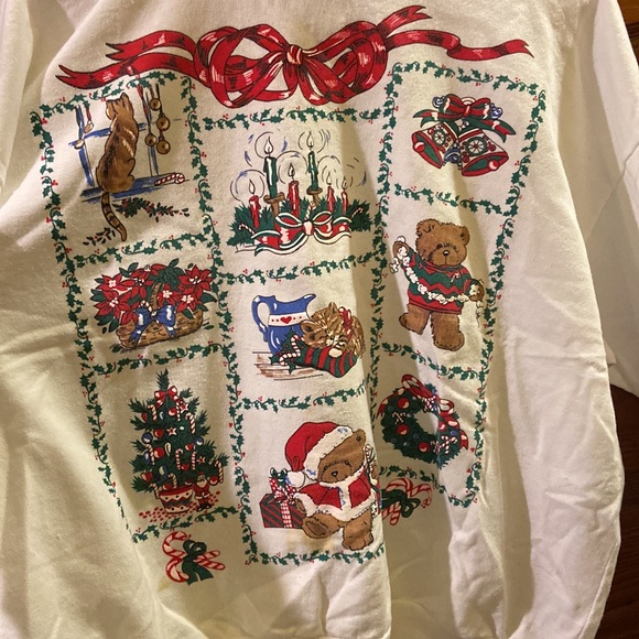 Vintage Christmas sweatshirt with mock turtleneck. - Picture 3 of 3